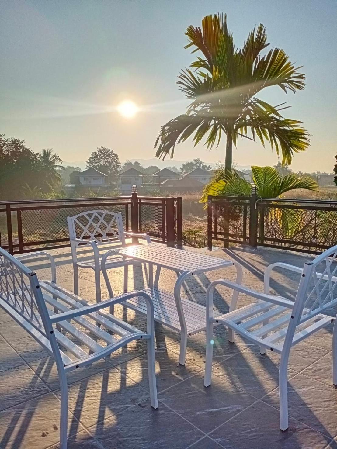 Chiangkham Grand Villa - Sha Certified Chiang Kham Exterior photo